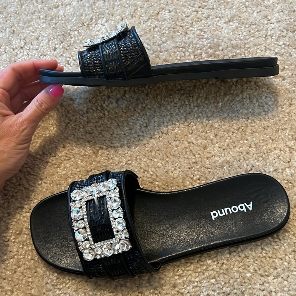 Abound Kayde jeweled rhinestone buckle raffia slide sandal black size 7 shoe - Picture 5 of 7